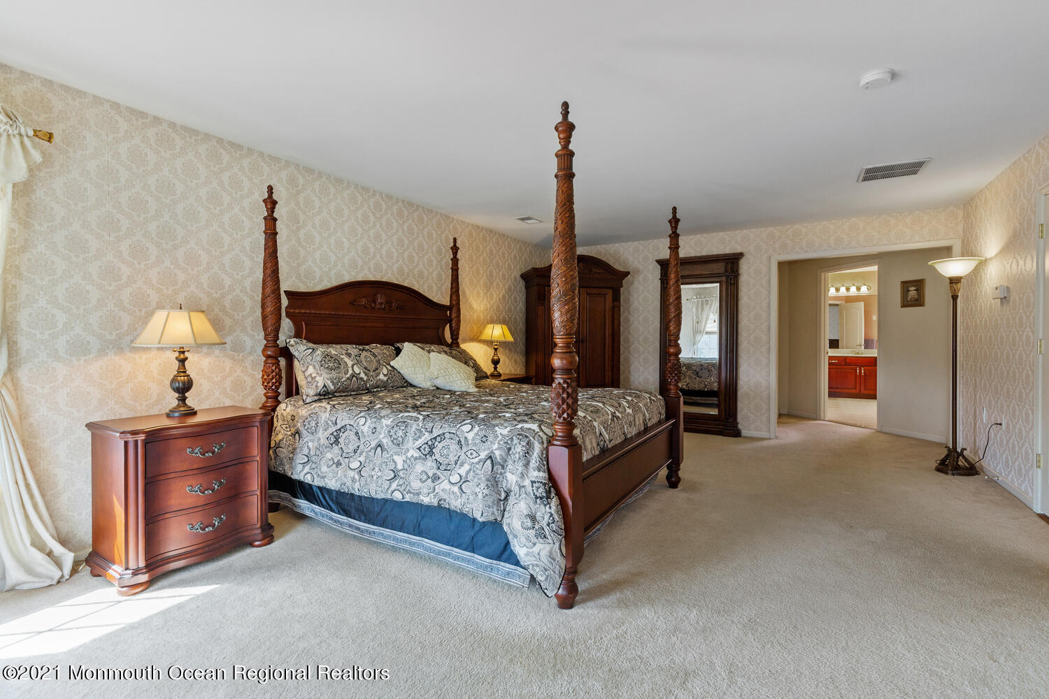 4 Matthew Court Cream Ridge, NJ 08514 - Photo 35 of 62 4 Matthew Ct Upper Freehold NJ-large-037
