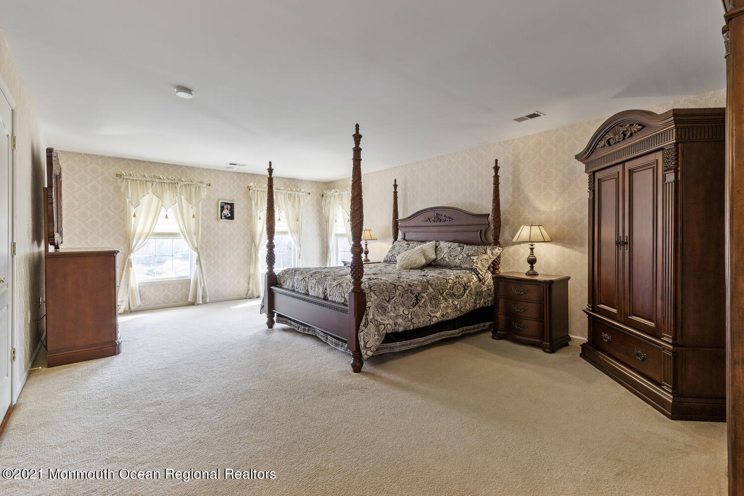 4 Matthew Court Cream Ridge, NJ 08514 - Photo 36 of 62 4 Matthew Ct Upper Freehold NJ-large-038
