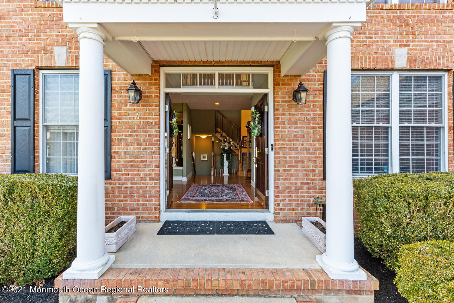 4 Matthew Court Cream Ridge, NJ 08514 - Photo 6 of 62 4 Matthew Ct Upper Freehold NJ-large-010