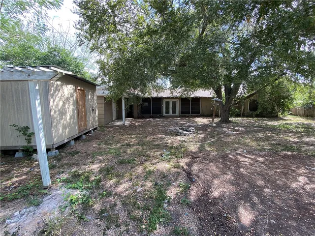 $90,000 | 1211 Highland Avenue, Alice, TX 78332