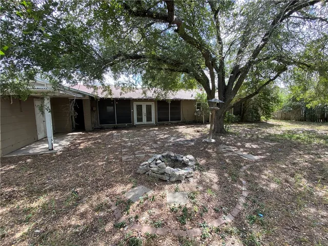$90,000 | 1211 Highland Avenue, Alice, TX 78332