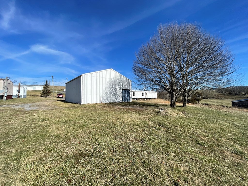 15586 Bishop Road Chilhowie, VA 24319 - Photo 18 of 71 Gallery Image 18
