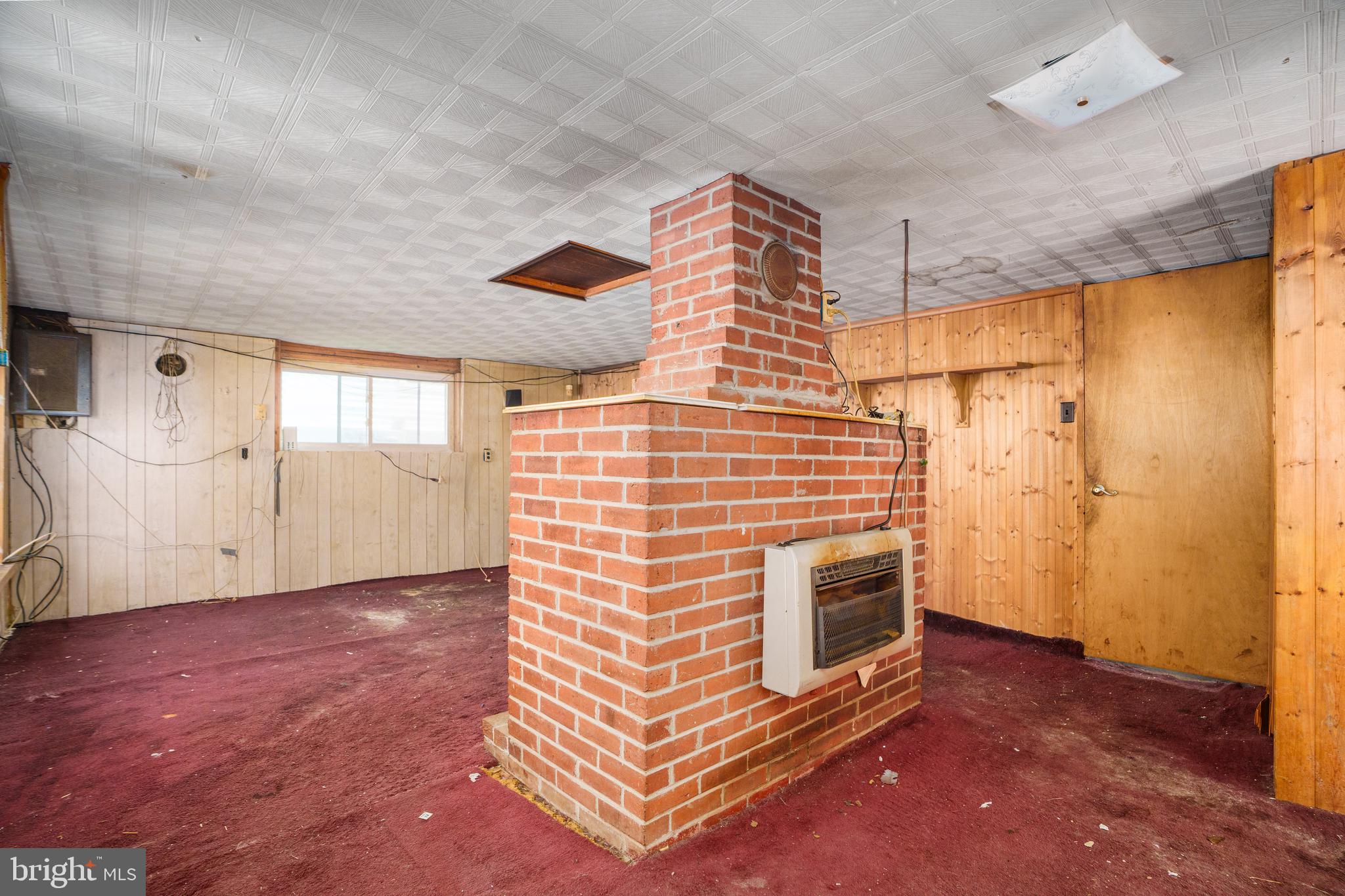 12 Linwood Street Earleville, MD 21919 - Photo 5 of 14 Living room