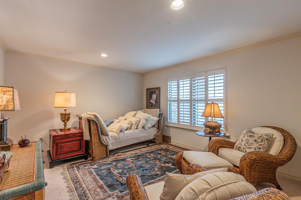 4708 Shady Ridge Court Fort Worth, TX 76109 - Photo 23 of 32 Level 2