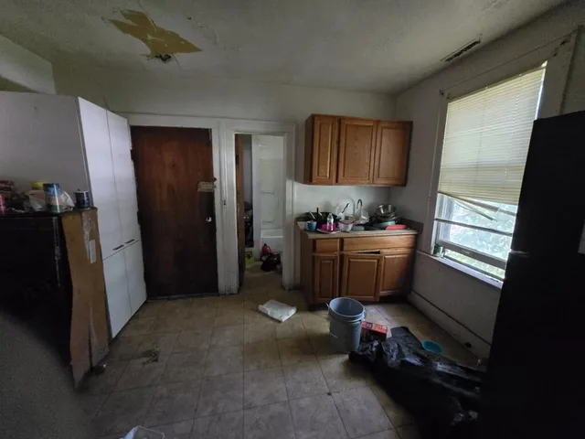 $55,000 | 630 Belle Court, Phoenix, IL 60426