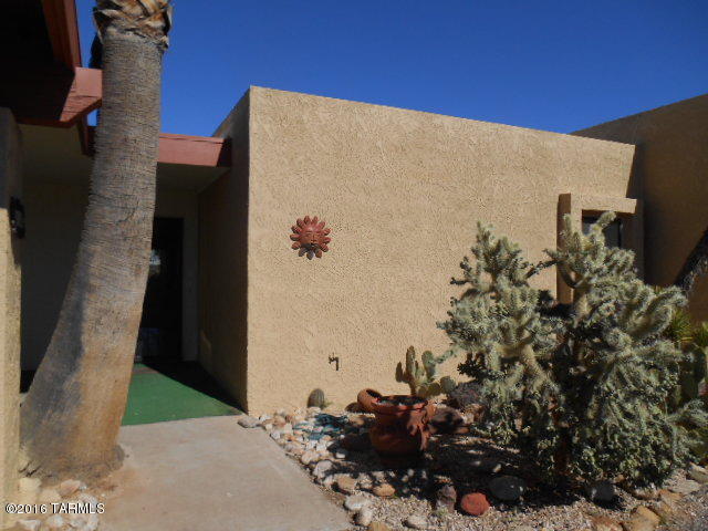 3415 North Eagle Road Tucson, AZ 85750 - Photo 1 of 33 Gallery Image 1