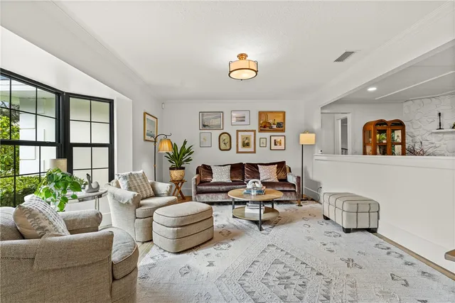 $725,000 | 4328 2nd Square Southwest, Vero Beach, FL 32968