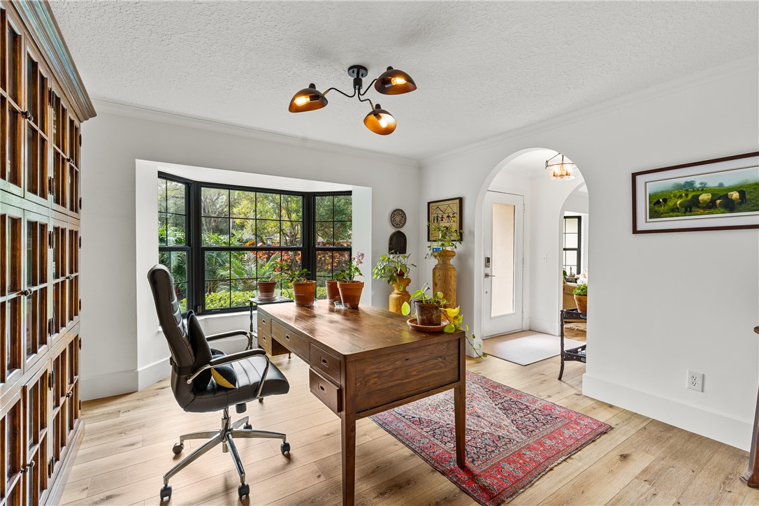 4328 2nd Square Southwest Vero Beach, FL 32968 - Photo 2 of 34