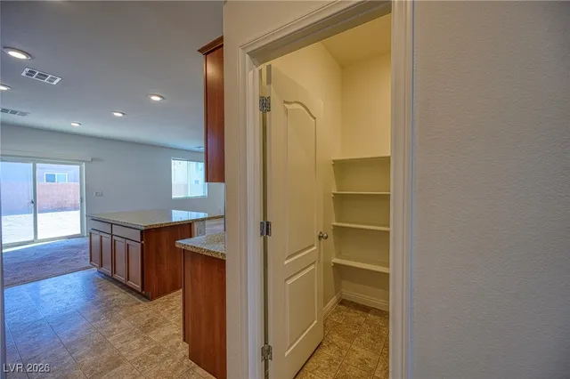 $2,100 | 3863 Summit Avenue, Pahrump, NV 89061