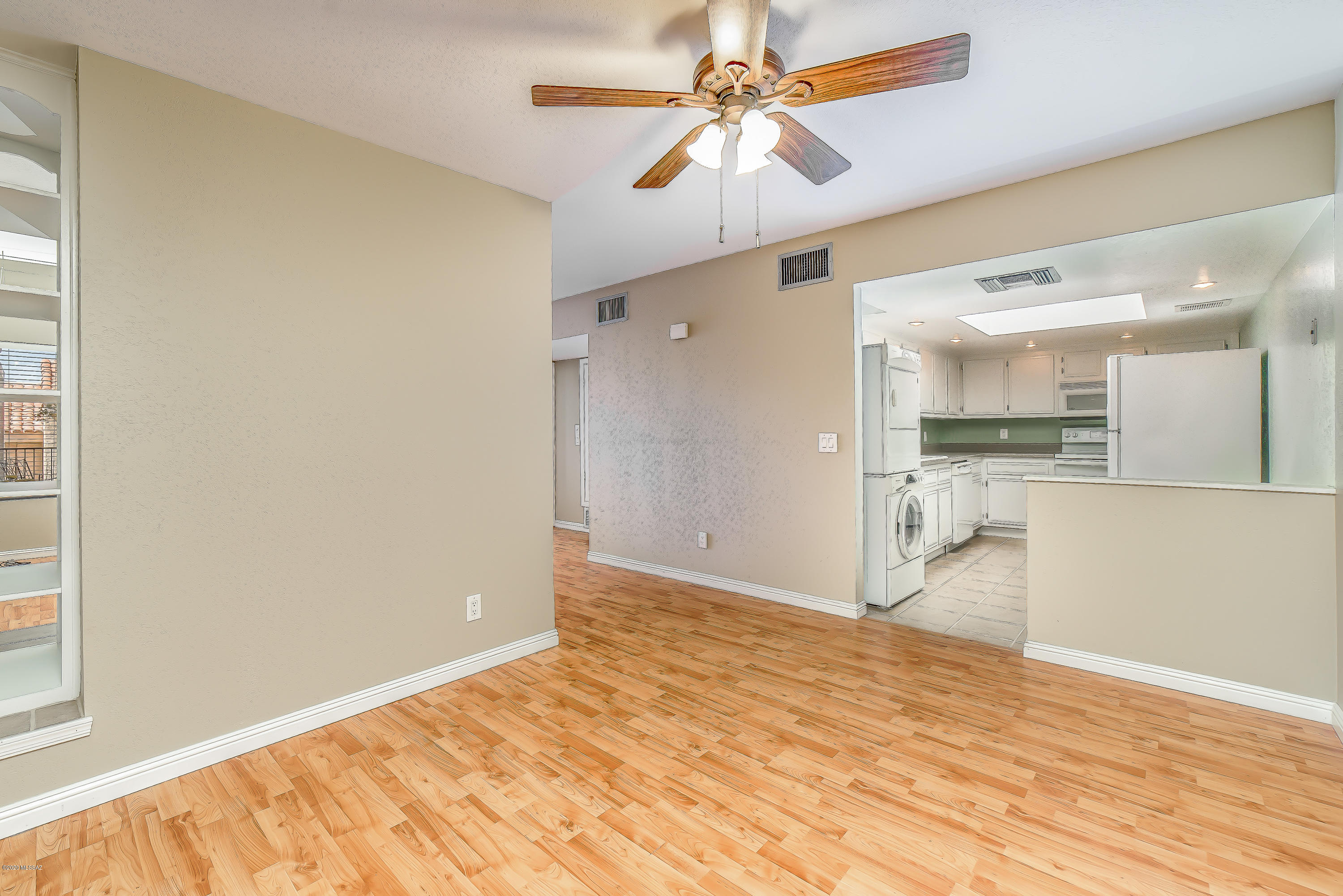 8255 North Oracle Road, Unit 204 Tucson, AZ 85704 - Photo 5 of 18