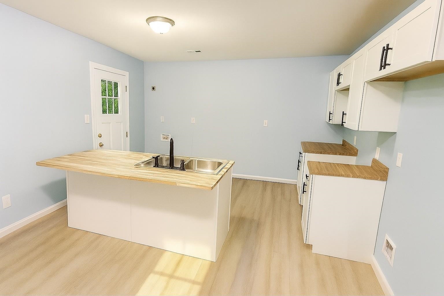1167 Fiber Road Memphis, TN 38109 - Photo 3 of 12