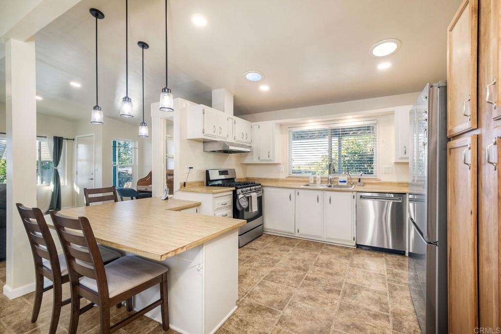 18218 Paradise Mountain Road Valley Center, CA 92082 - Photo 16 of 35