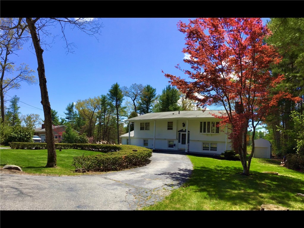 371 Town Farm Road Coventry, RI 02816 - Photo 3 of 24