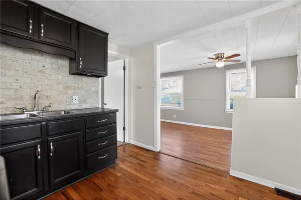 $139,900 | 2209 South Hawthorne Avenue, Independence, MO 64052