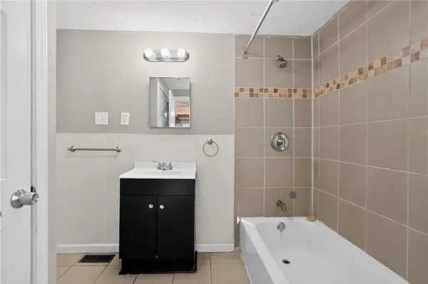 $139,900 | 2209 South Hawthorne Avenue, Independence, MO 64052