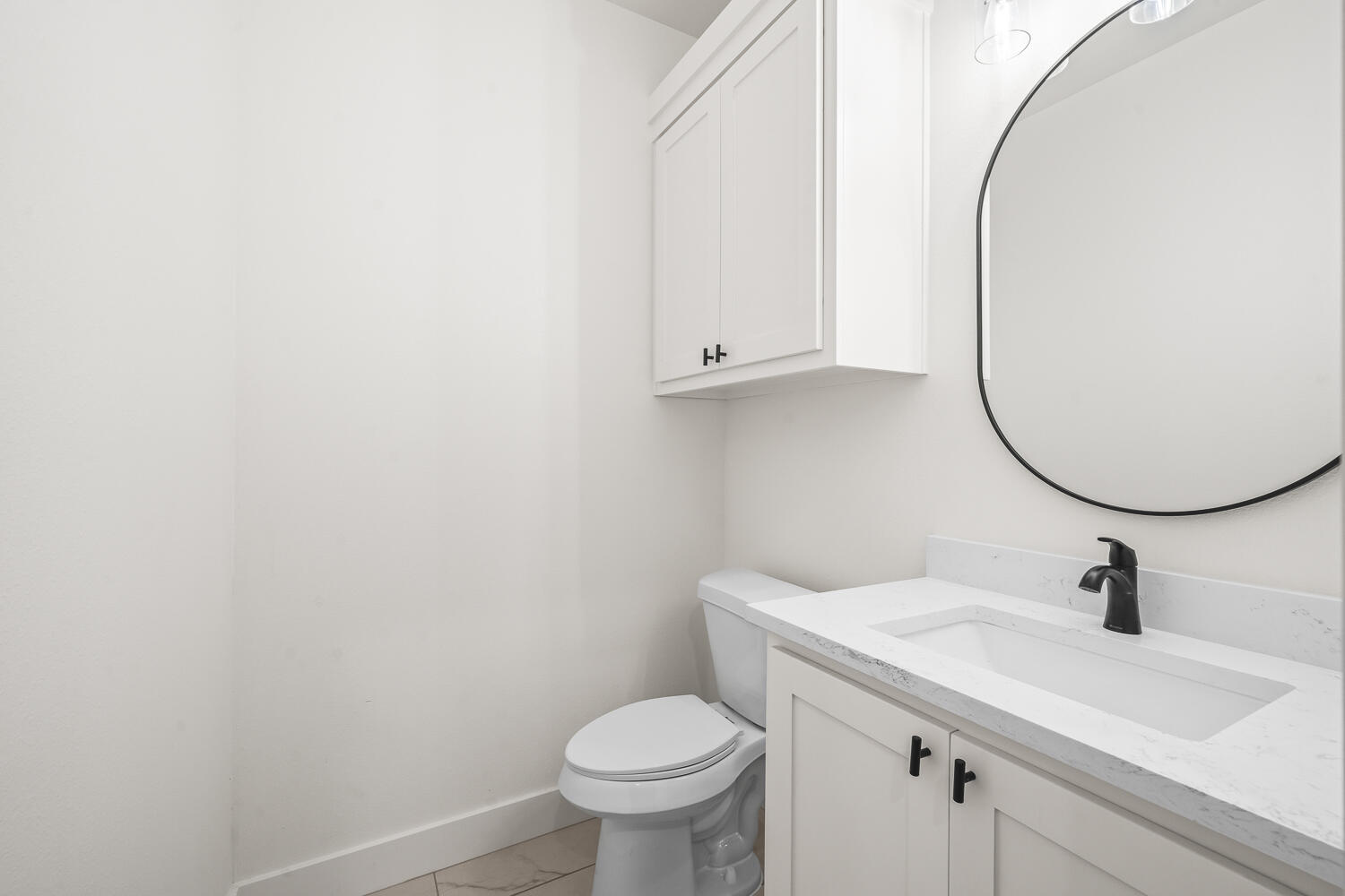 7205 East F M 41 Slaton, TX 79364 - Photo 5 of 47 a bathroom with a sink and a mirror