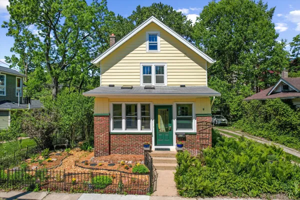 $669,000 | 515 North Ashley Street, Ann Arbor, MI 48103