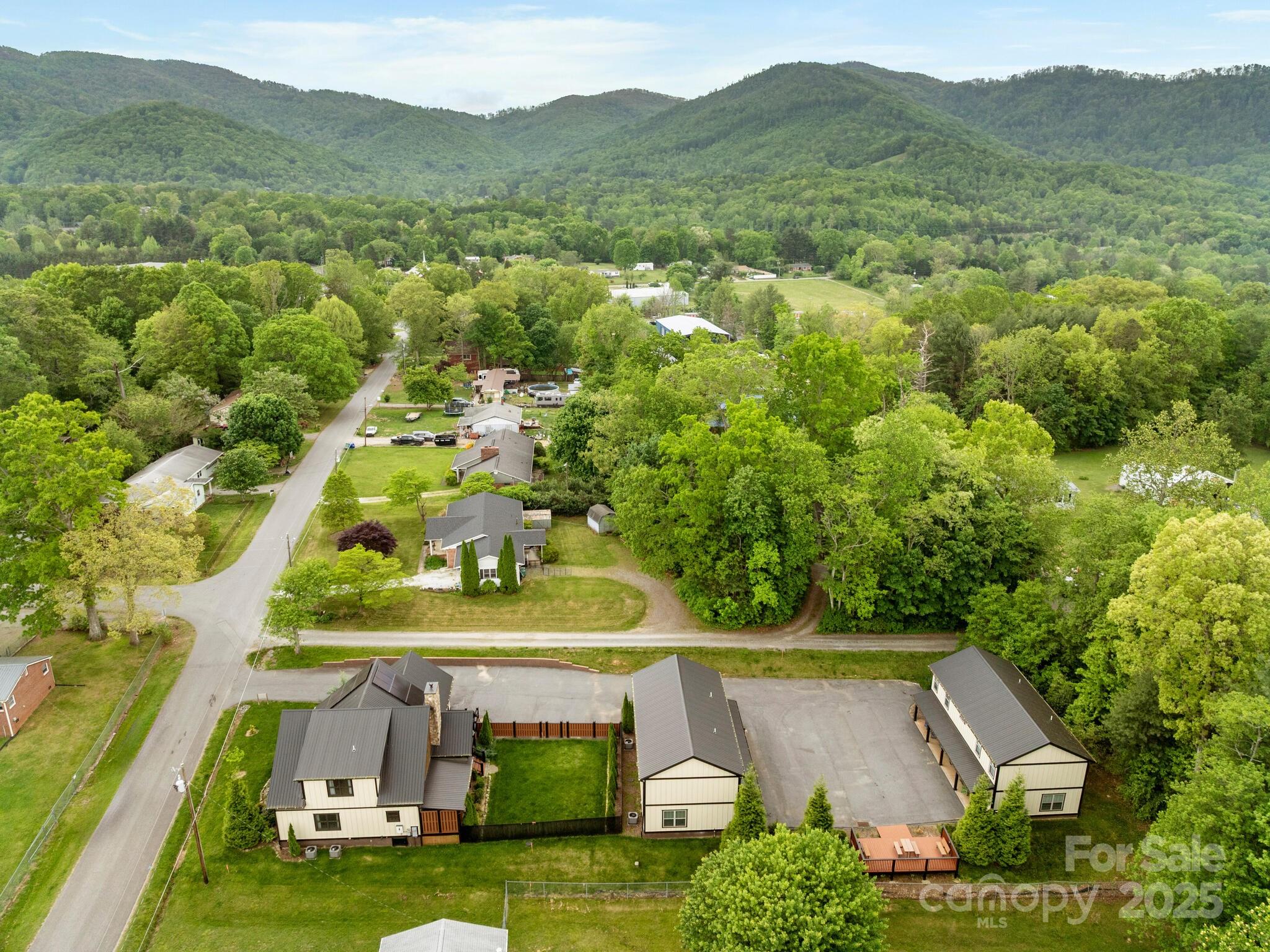 12 Martin Valley Road Swannanoa, NC 28778 - Photo 26 of 28 Gallery Image 26