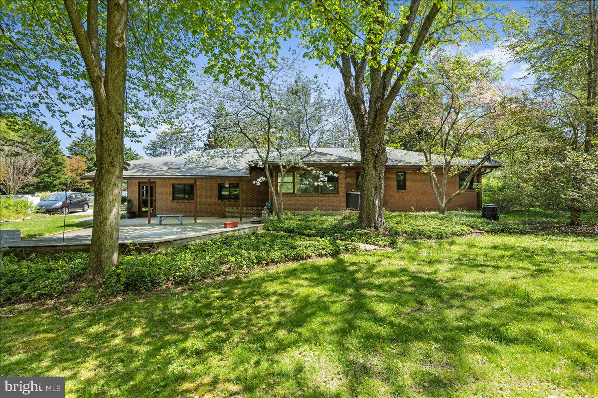 6912 Highbridge Road Bowie, MD 20720 - Photo 29 of 42 Beautiful Hip Roof Brick Rambler