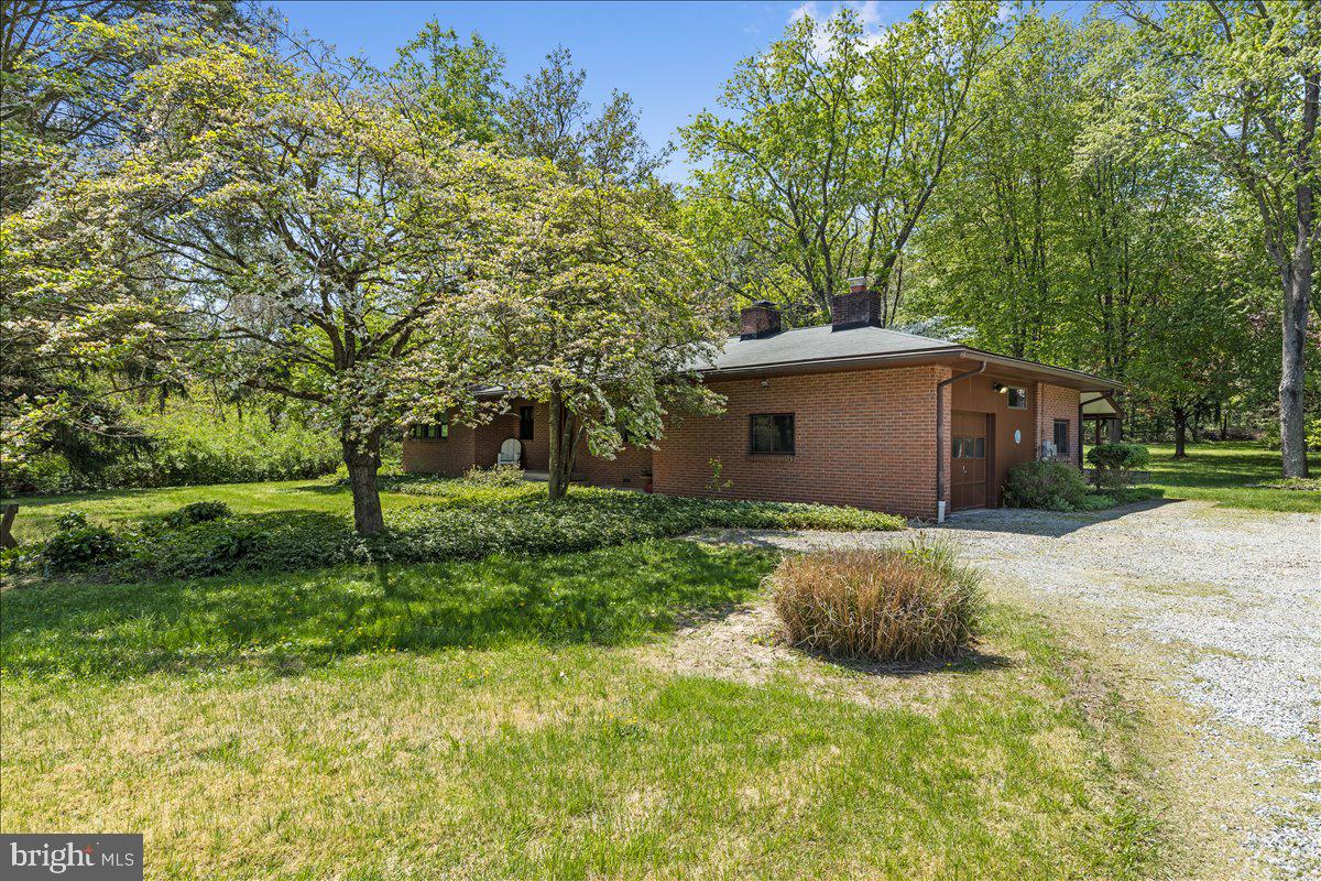 6912 Highbridge Road Bowie, MD 20720 - Photo 31 of 42 One Car Garage