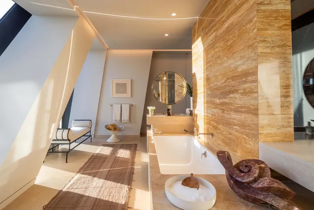 $34,400,000 | 53 West 53rd Street, Unit 66 | Midtown Central