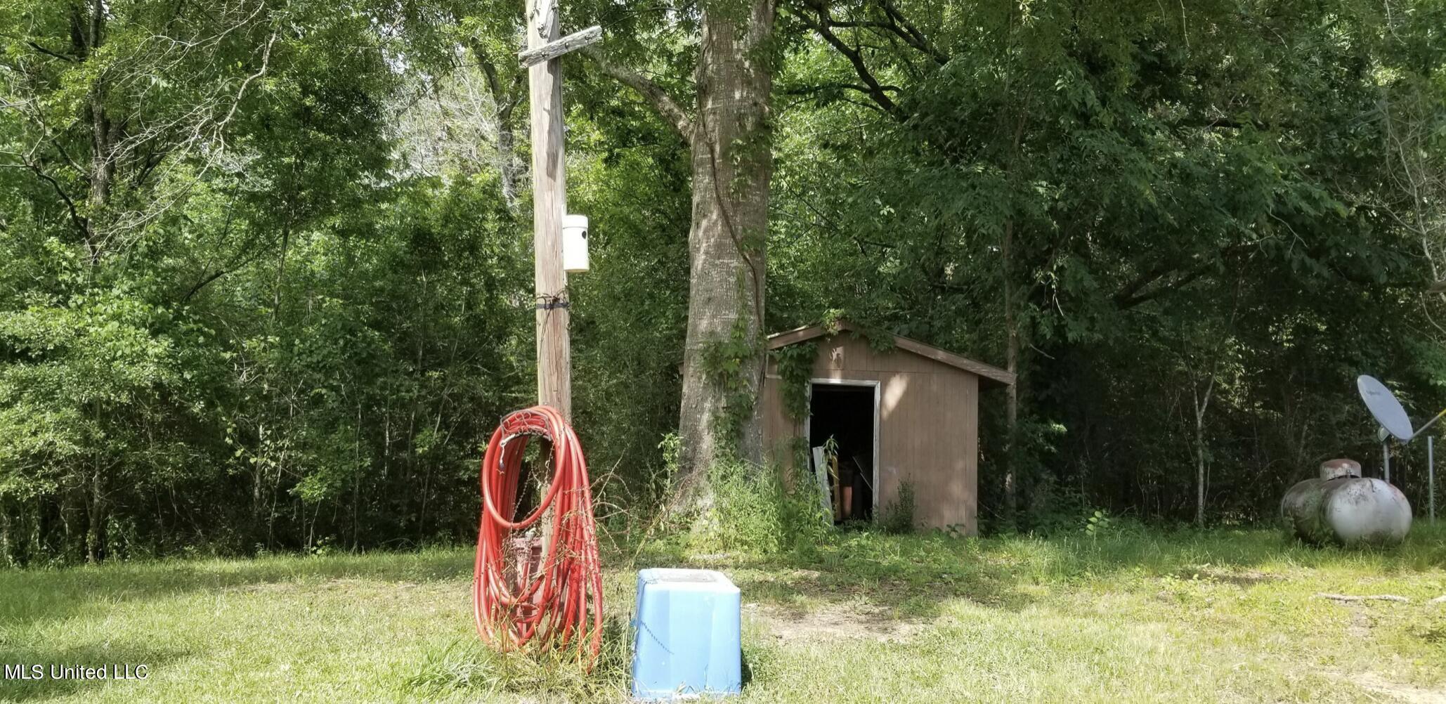 553 Swinney Road Lexington, MS 39095 - Photo 4 of 24 Screen Shot 2023-10-23 at 2.03.50 PM