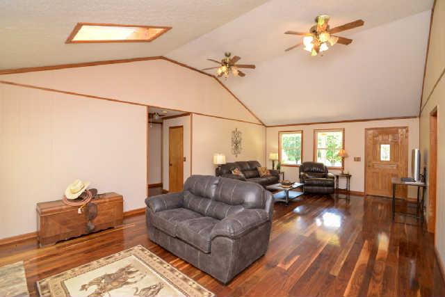 131 Parker Road Portland, TN 37148 - Photo 8 of 20 Gallery Image 8