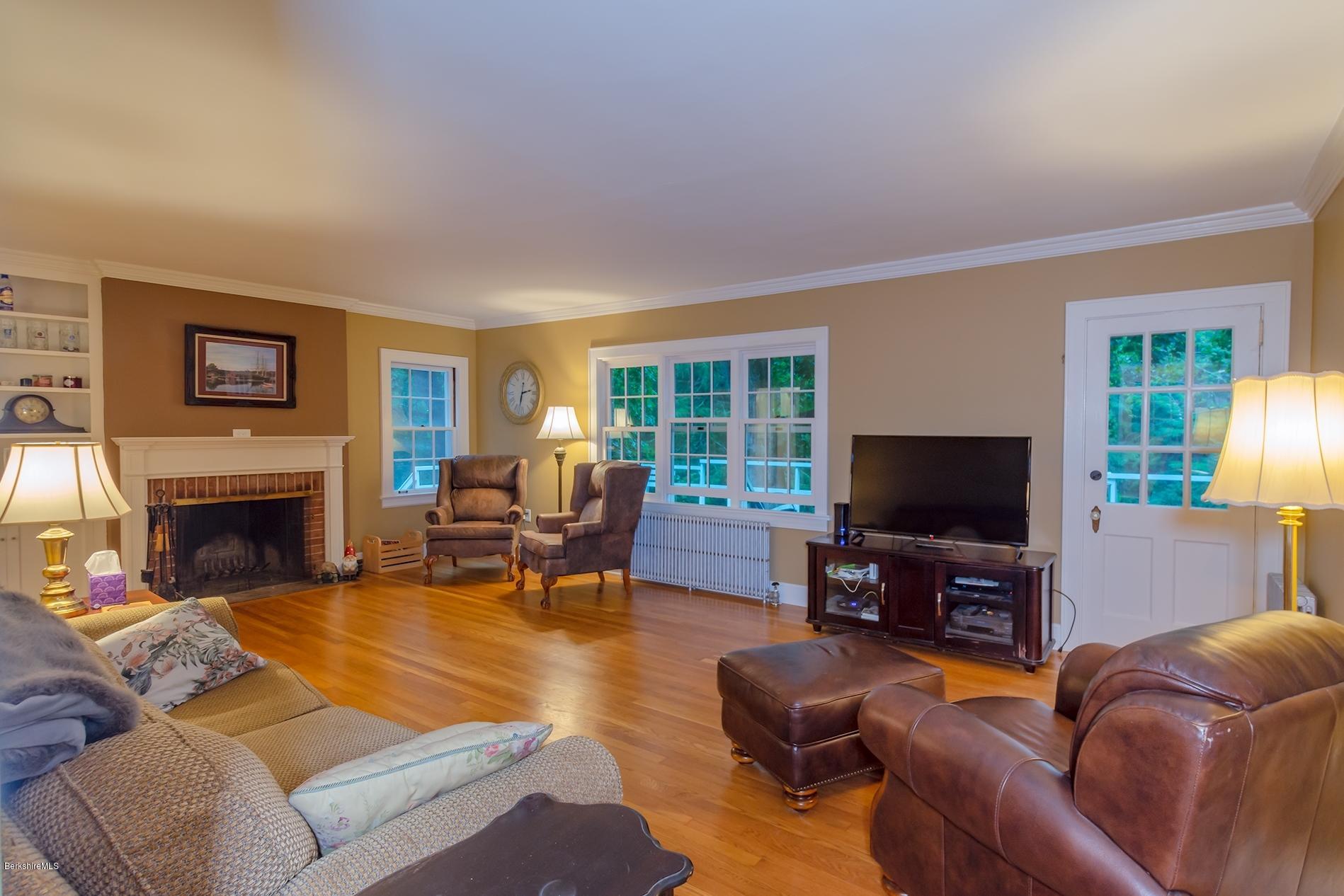 96 Old Stockbridge Road Lenox, MA 01240 - Photo 9 of 25 Living Room