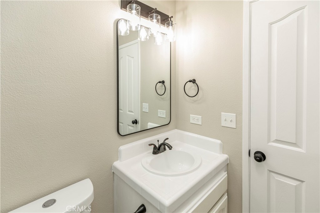 28702 Rancho Avenue Madera, CA 93638 - Photo 21 of 34