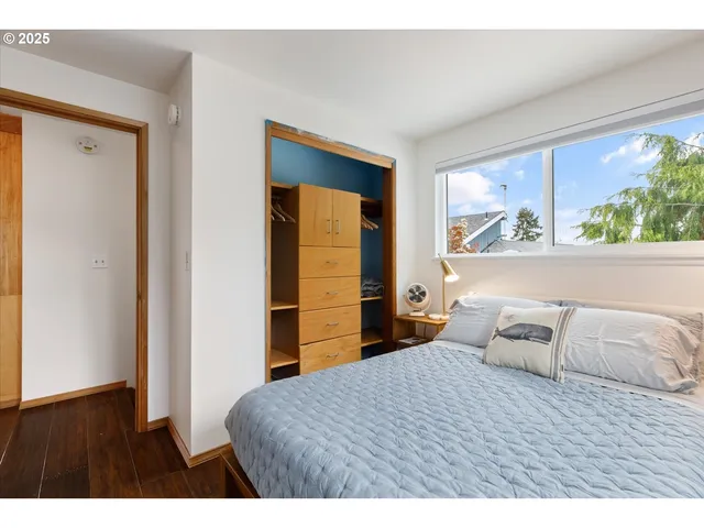 $649,500 | 4849 East Berg Road, Clinton, WA 98236