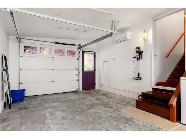 $649,500 | 4849 East Berg Road, Clinton, WA 98236