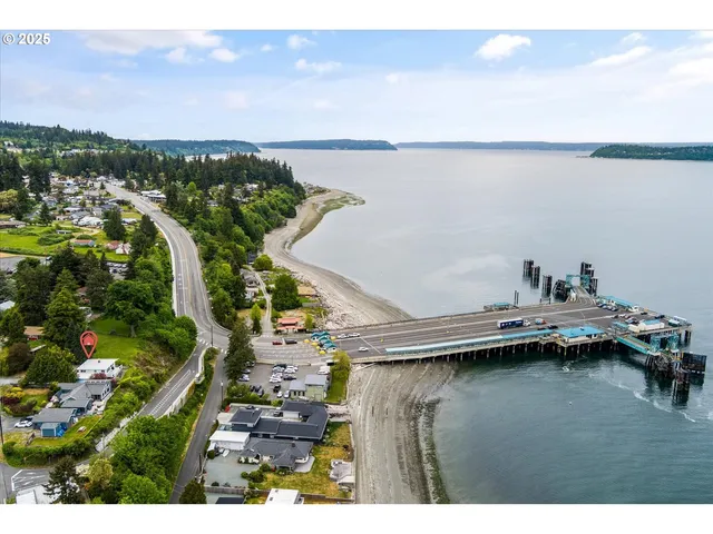 $649,500 | 4849 East Berg Road, Clinton, WA 98236