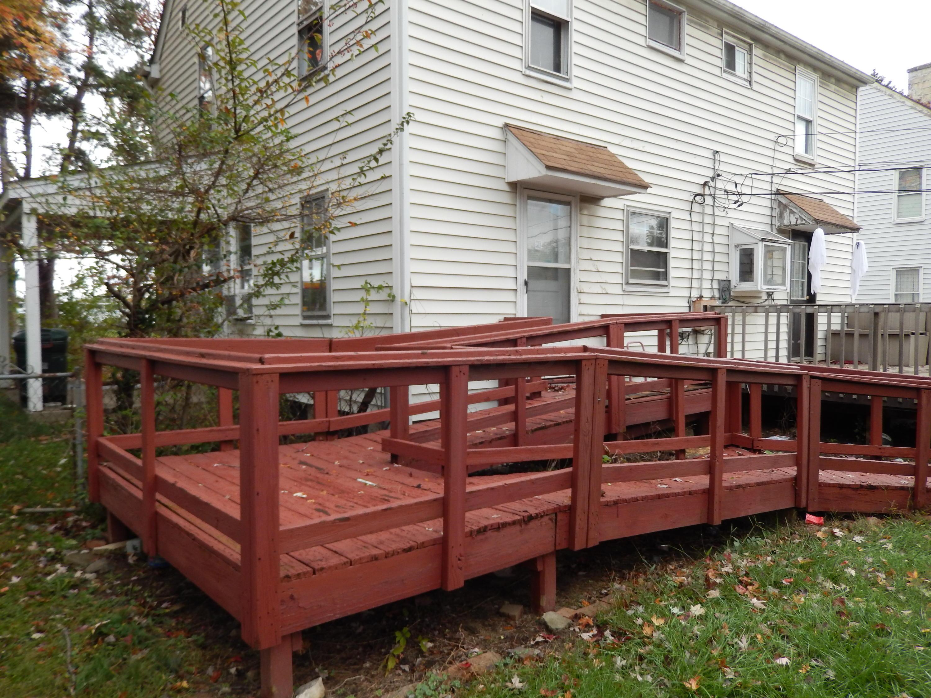 38 North Hamilton Road, Unit 1M Whitehall, OH 43213 - Photo 2 of 2