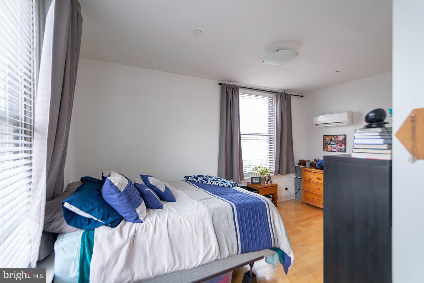 427 Monroe Street, Unit 202 Philadelphia, PA 19147 - Photo 6 of 14