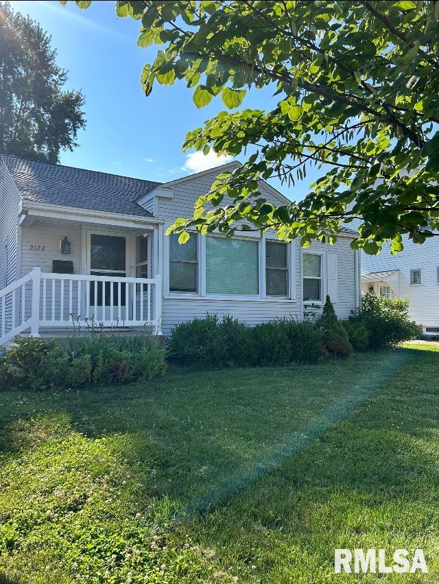 2122 North 21st Street Springfield, IL 62702 - Photo 1 of 3