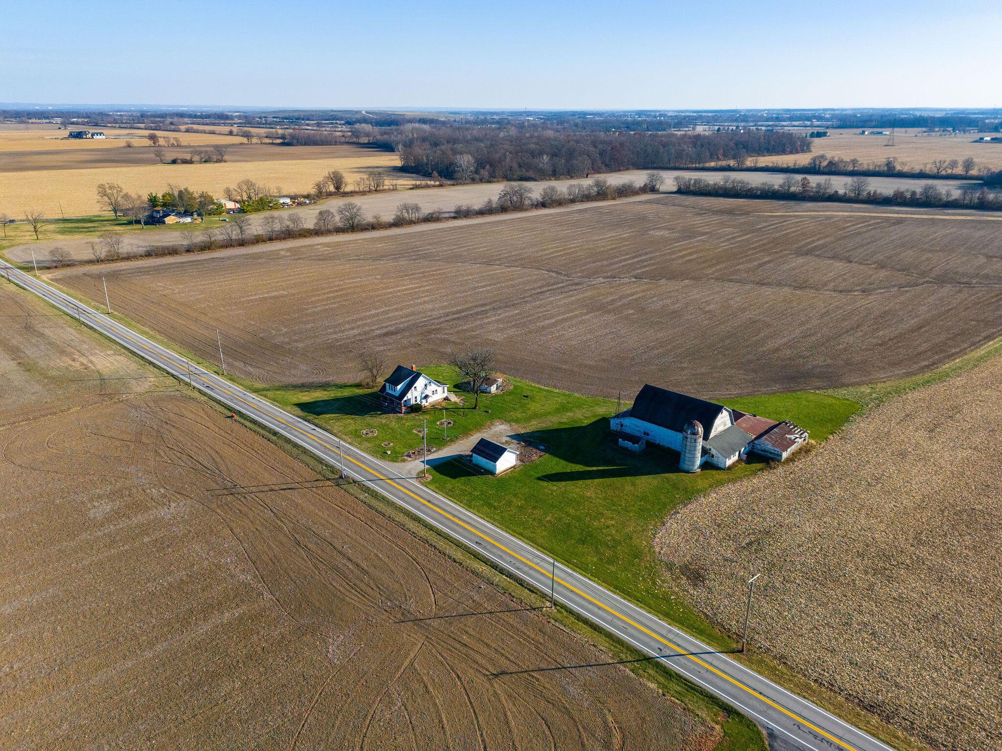 5825 Beatty Road Grove City, OH 43123 - Photo 10 of 16 DJI_20231129145621_0064_D (3)