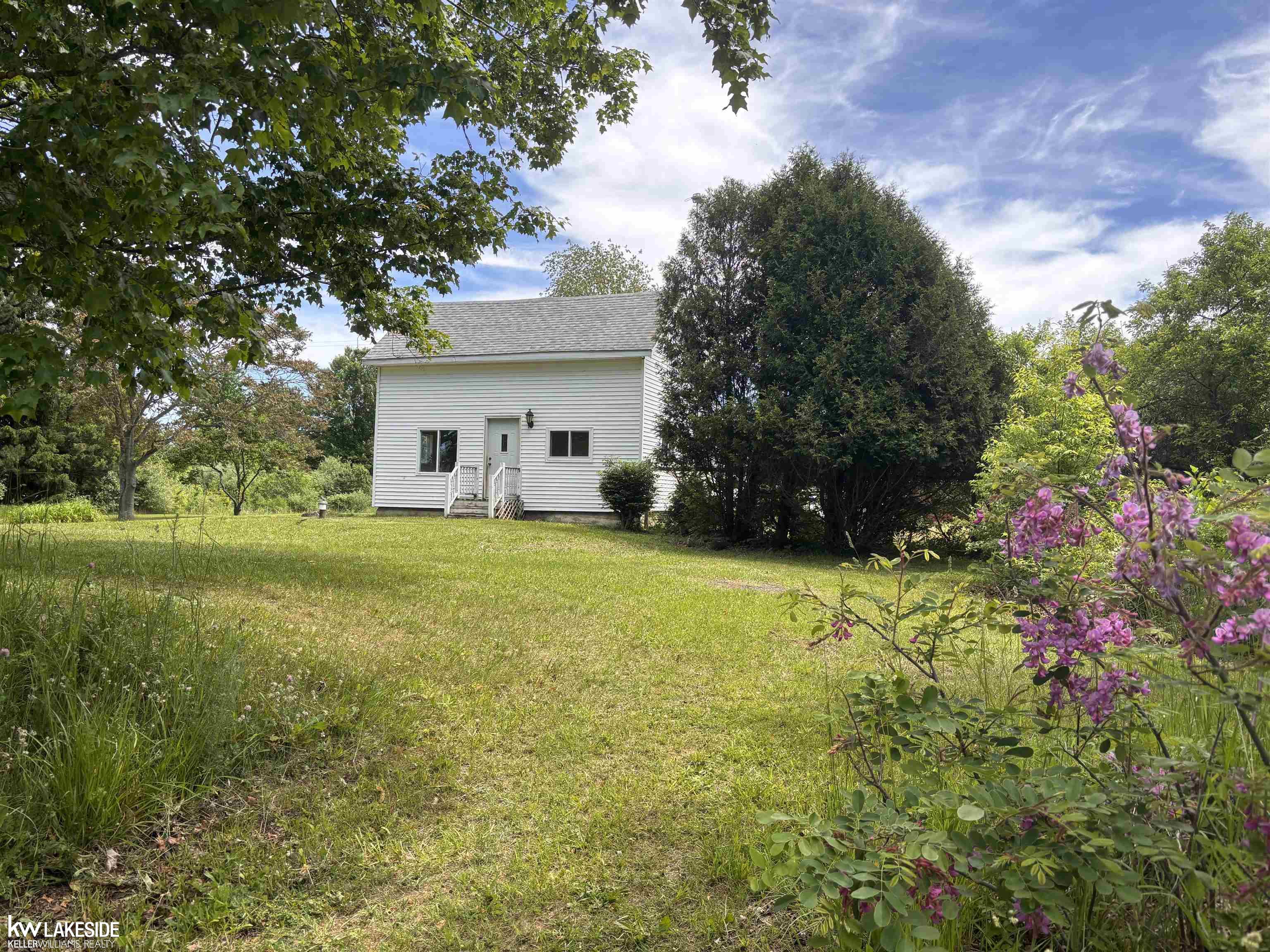9956 Sharp Road Clifford, MI 48727 - Photo 1 of 8