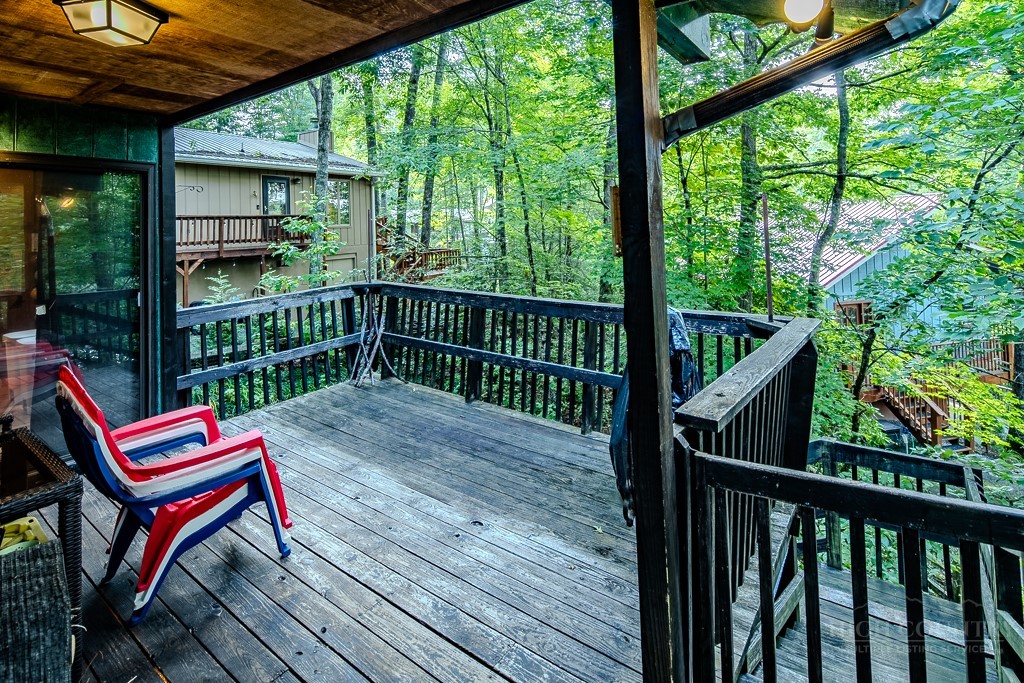 190 Spruce Pine Road Newland, NC 28657 - Photo 10 of 45