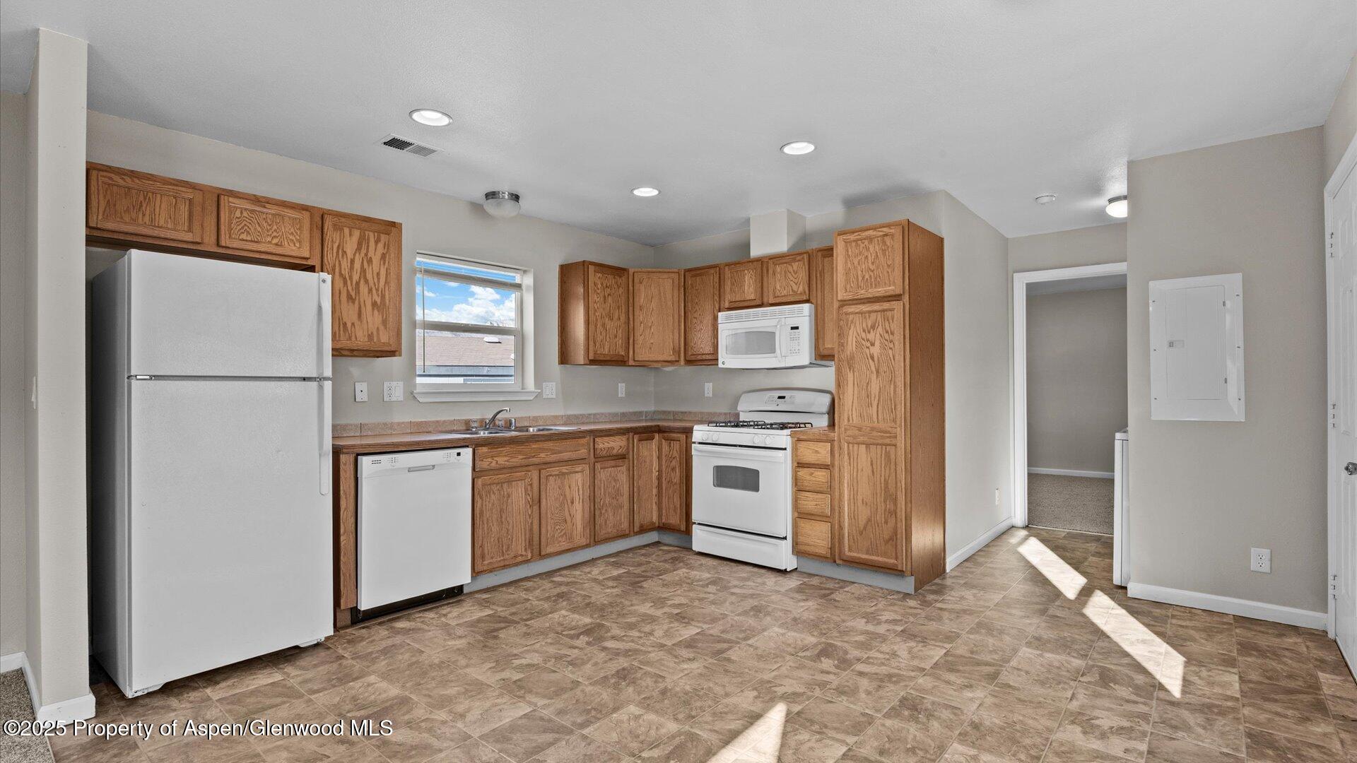 58 Logans Lane Parachute, CO 81635 - Photo 10 of 22 11-58 Logans Ln-11