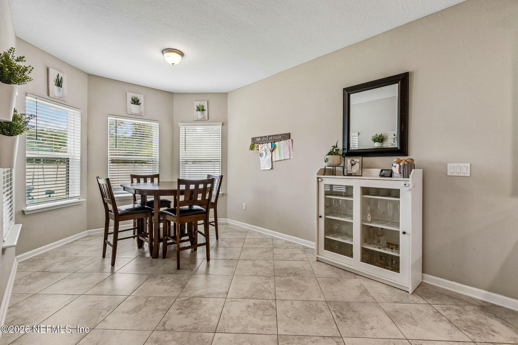 9873 Kevin Road Jacksonville, FL 32257 - Photo 11 of 28 Dining Area