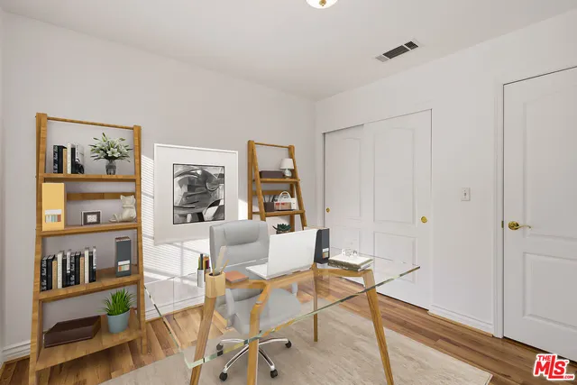 $849,000 | 4838 Elmwood Avenue, Unit 7, Los Angeles, CA 90004