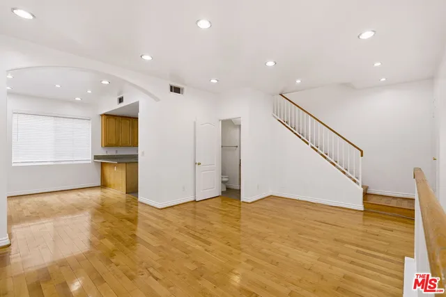 $849,000 | 4838 Elmwood Avenue, Unit 7, Los Angeles, CA 90004