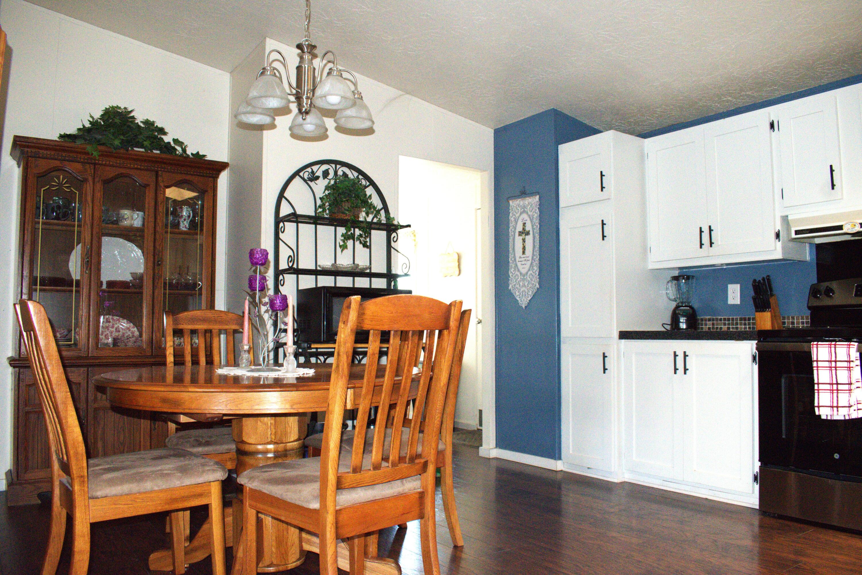 6850 Downing Road, Unit 73 Central Point, OR 97502 - Photo 6 of 23 DSC_1072