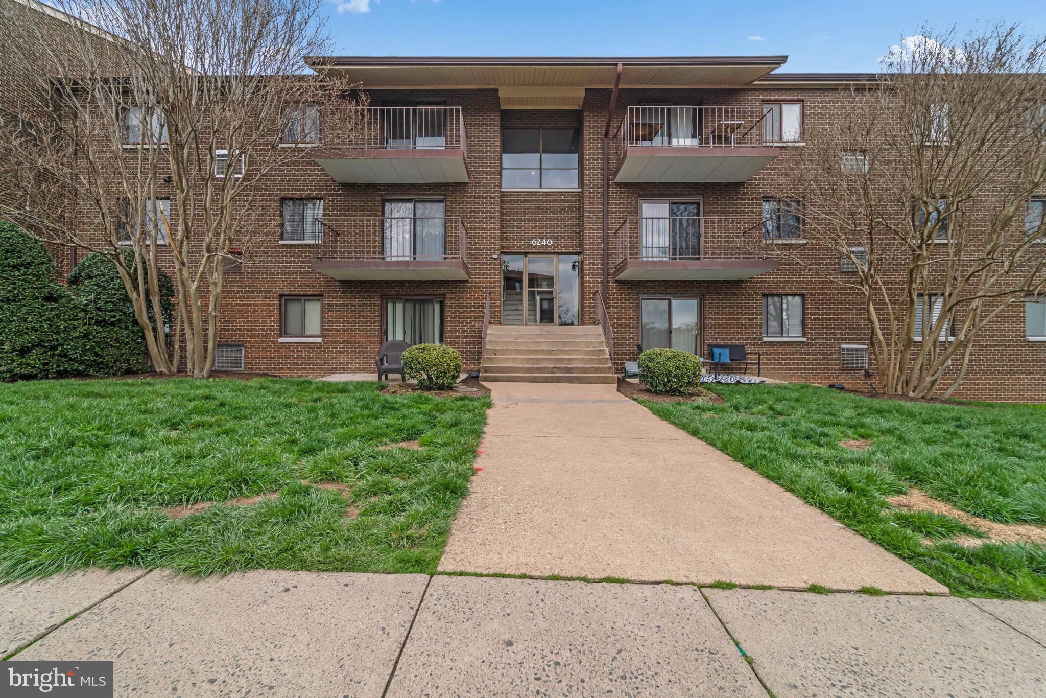 6240 Edsall Road, Unit 301 Alexandria, VA 22312 - Photo 1 of 28