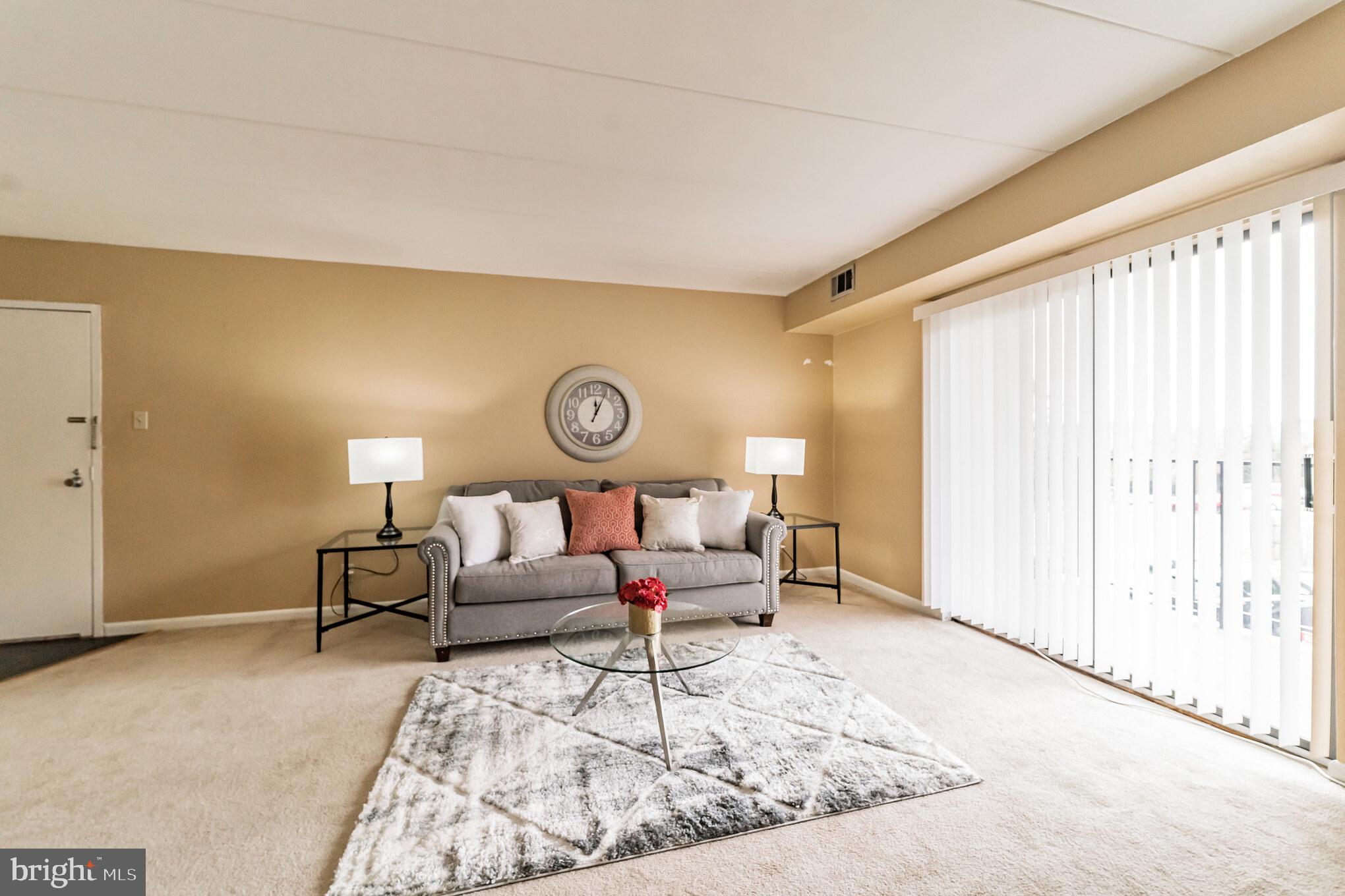 6240 Edsall Road, Unit 301 Alexandria, VA 22312 - Photo 12 of 28