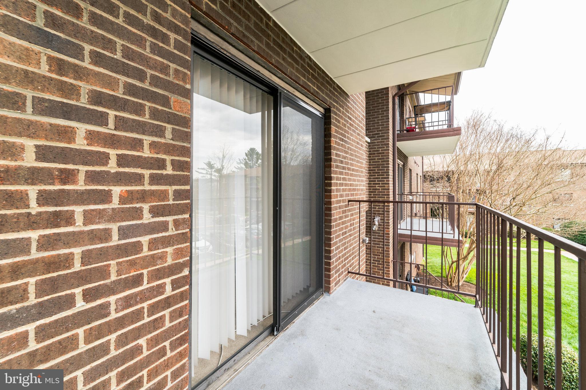 6240 Edsall Road, Unit 301 Alexandria, VA 22312 - Photo 25 of 28