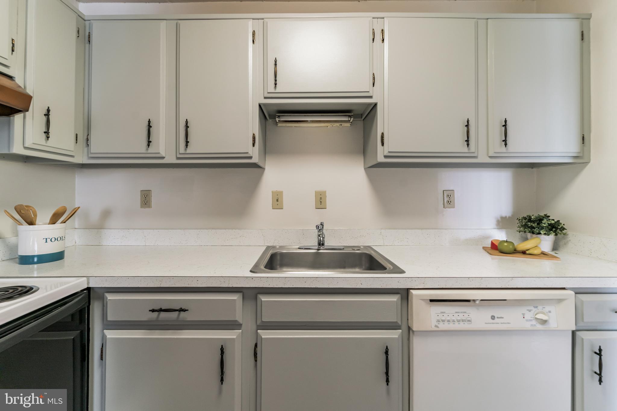 6240 Edsall Road, Unit 301 Alexandria, VA 22312 - Photo 7 of 28 Fresh painted cabinets