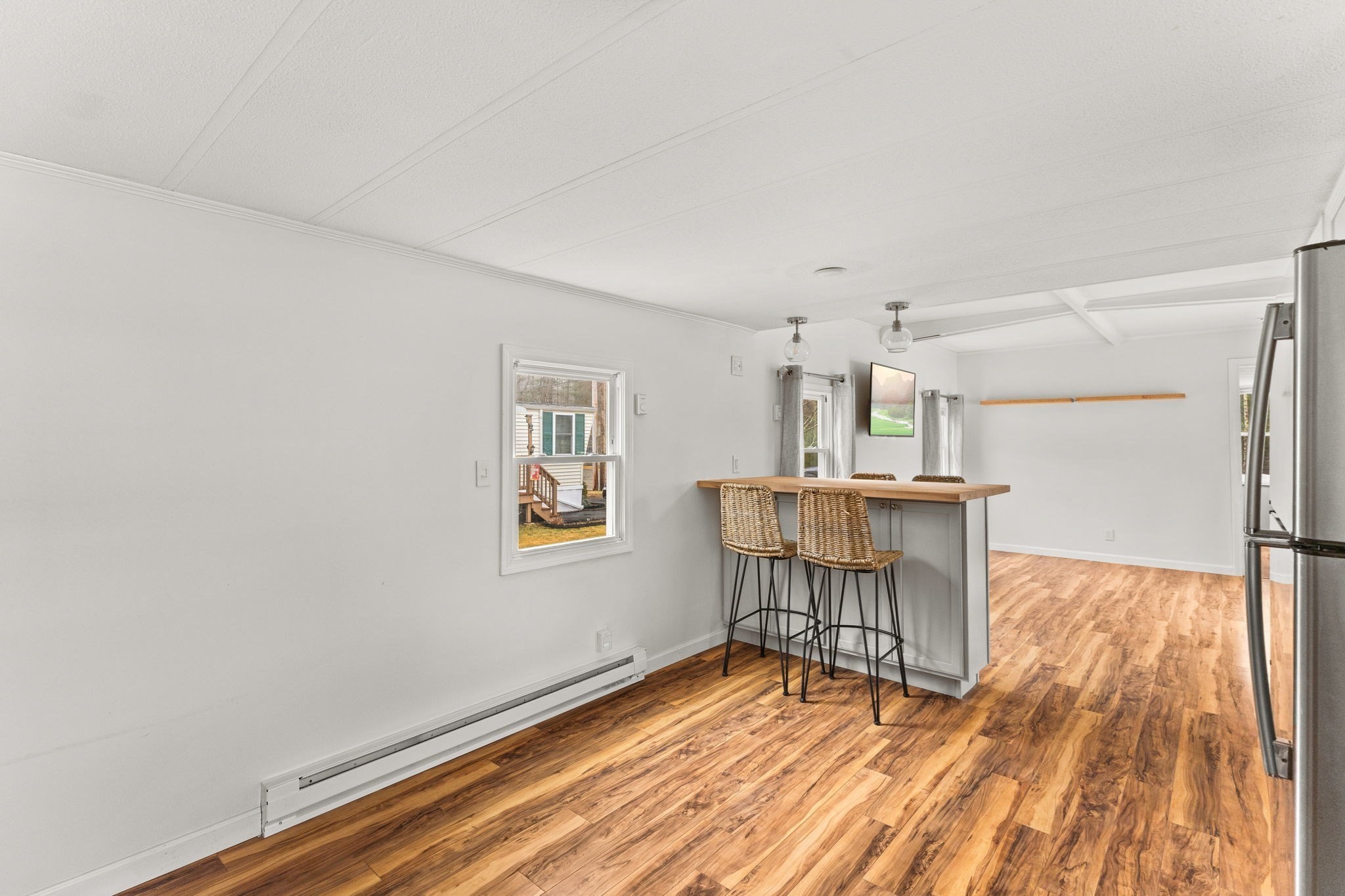 72 Cypress Road Taunton, MA 02780 - Photo 8 of 27 Gallery Image 8