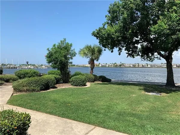 $1,200 | 1490 Harbor Drive, Unit 108, Slidell, LA 70458