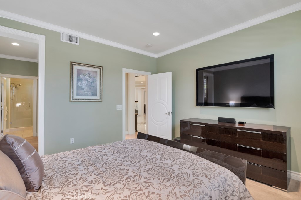 20333 Vía Cellini Porter Ranch, CA 91326 - Photo 14 of 66